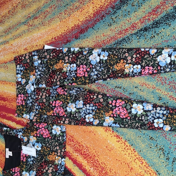 Laura Ashley work outfit - Picture 3 of 5